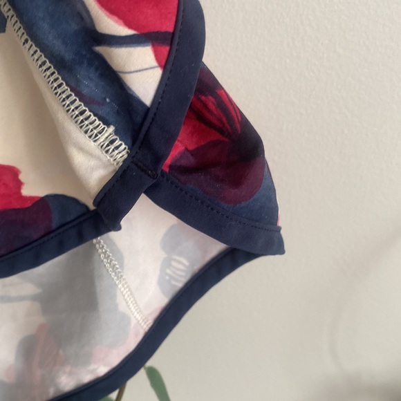 Lululemon Run: Speed Short size 6 
Inky Floral Ghost Inkwell Bumble Berry - Picture 8 of 12